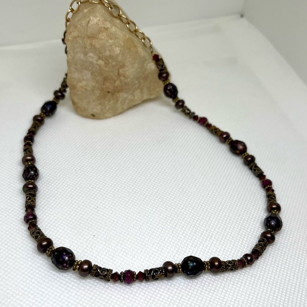 EUC! Vintage-Inspired Real Pearls Beaded Necklace with Gold Brass Chain - Picture 2 of 3